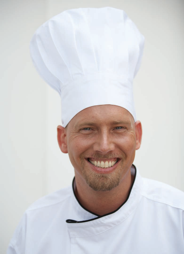 MOBB Traditional Chef Hat