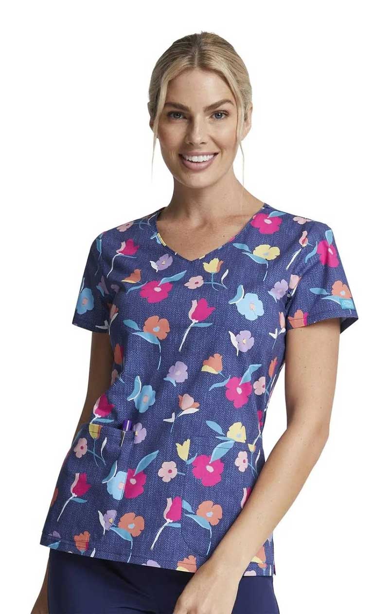 Product - XL-Printed V-Neck Scrub Top